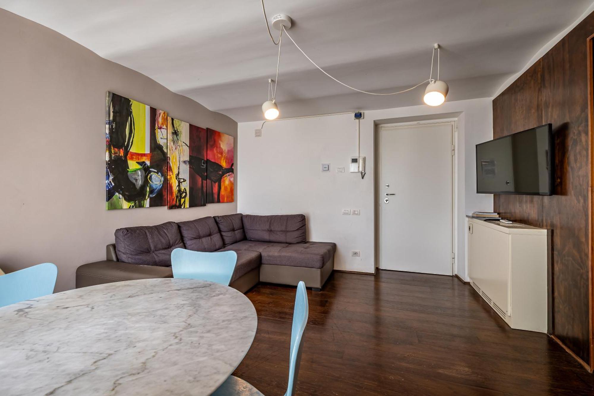Roommo Fortezza Apartment Florence